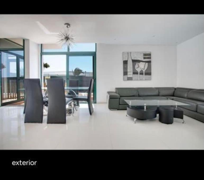 Spacious Private Villa & Private Heated Pool - Villa Sunshine Costa Teguise Εξωτερικό φωτογραφία