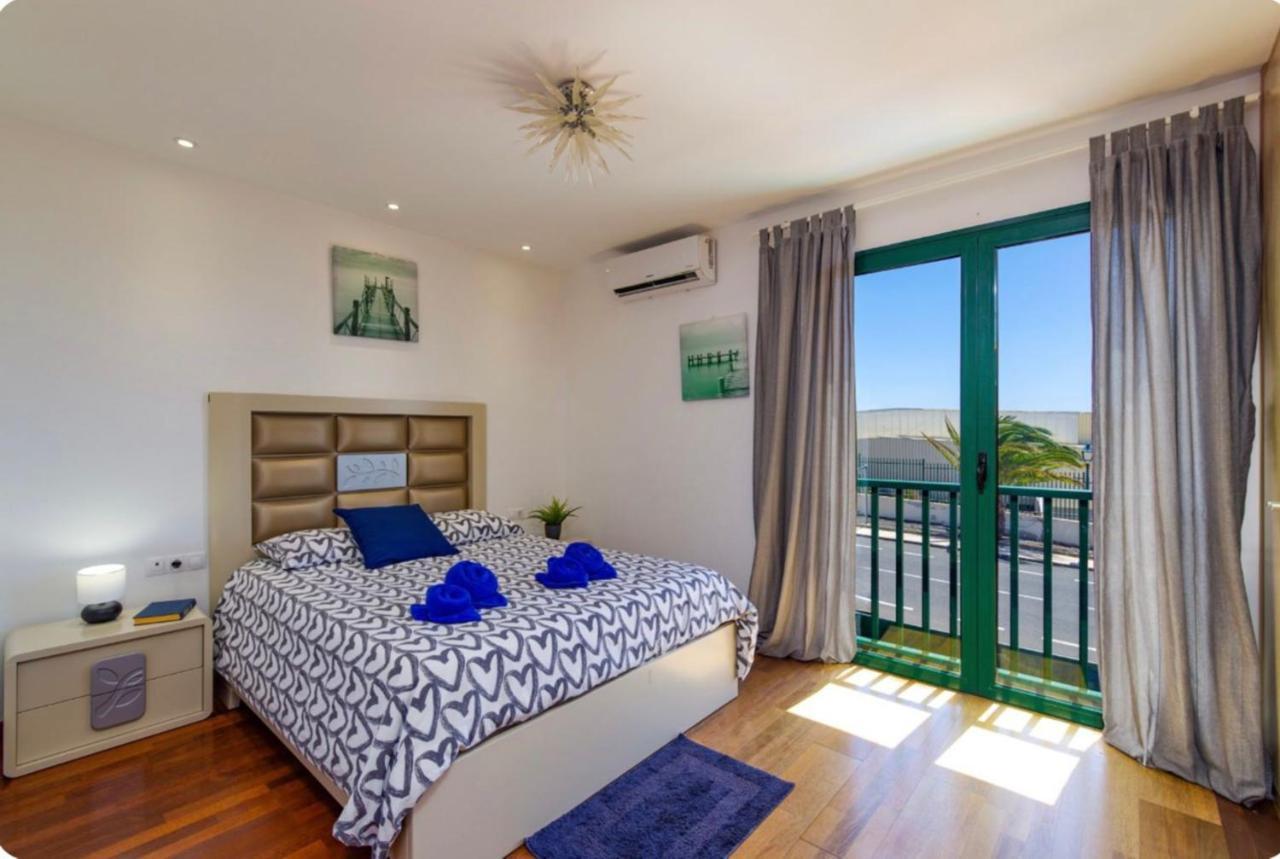 Spacious Private Villa & Private Heated Pool - Villa Sunshine Costa Teguise Εξωτερικό φωτογραφία