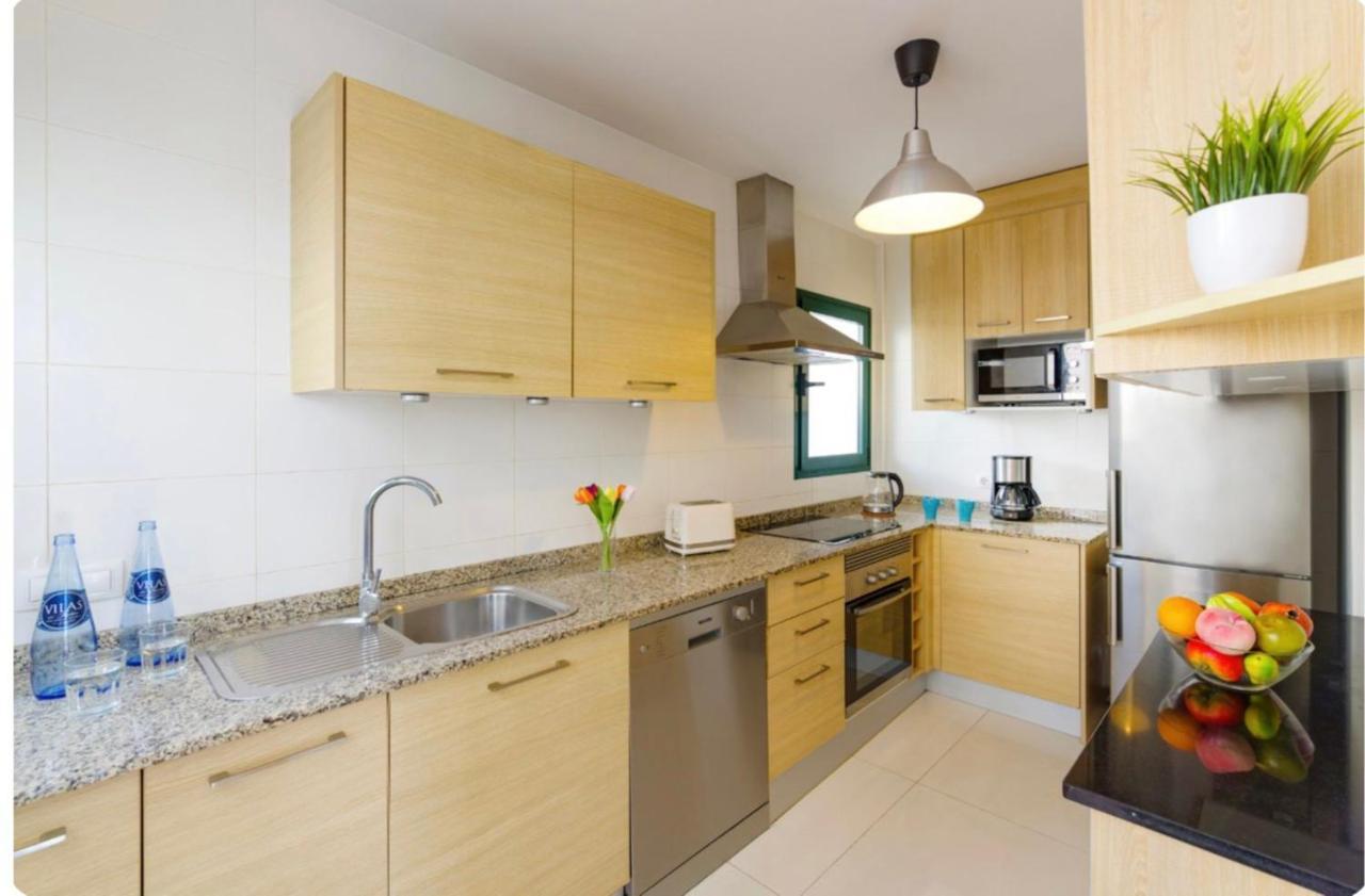 Spacious Private Villa & Private Heated Pool - Villa Sunshine Costa Teguise Εξωτερικό φωτογραφία