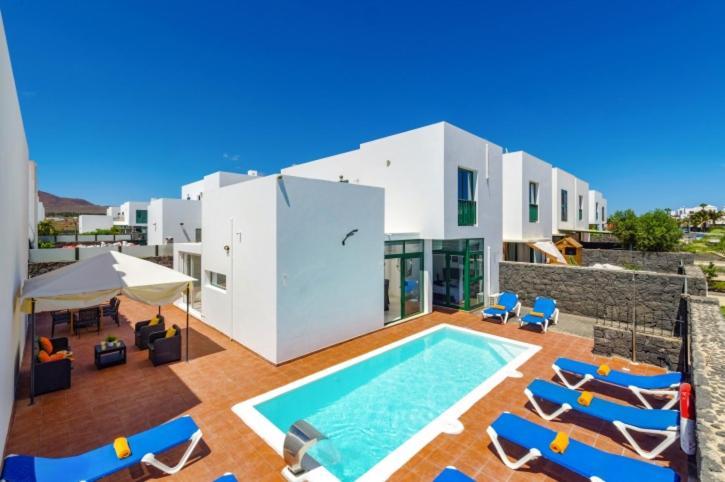 Spacious Private Villa & Private Heated Pool - Villa Sunshine Costa Teguise Εξωτερικό φωτογραφία